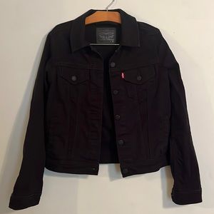 Levi’s black denim jacket